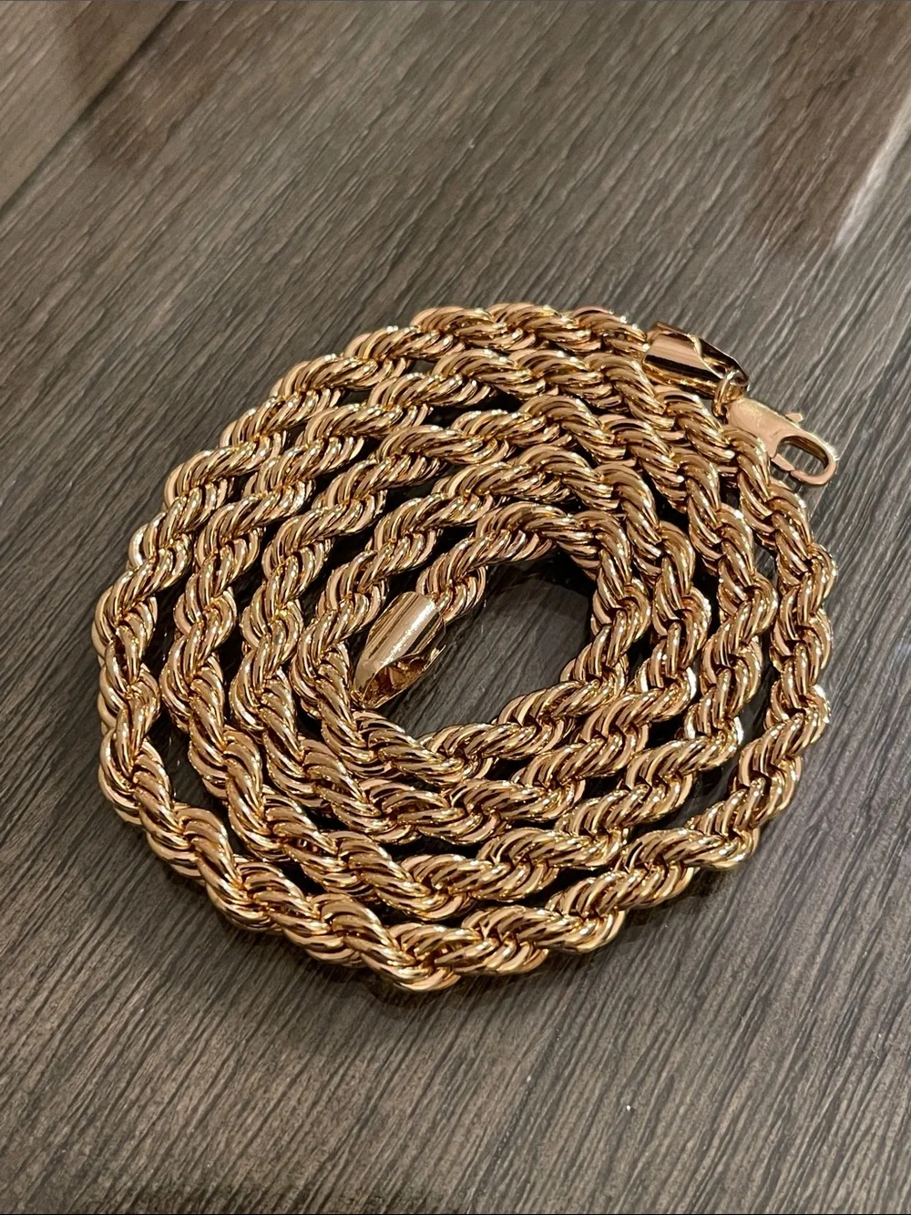 Vintage Style Classic Diamond-Cut Gold-tone Rope Chain Necklace